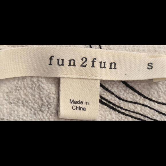 Fun2Fun Floral Blouse White Size Small 3/4 Sleeve Top - Picture 6 of 8